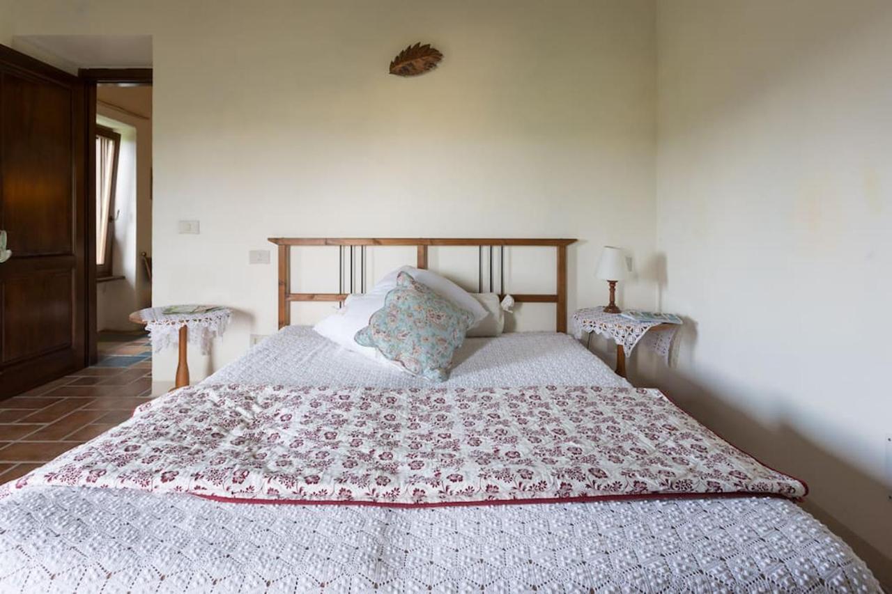 Agriturismo Il Poggio Degli Scoiattoli Perugia Buitenkant foto