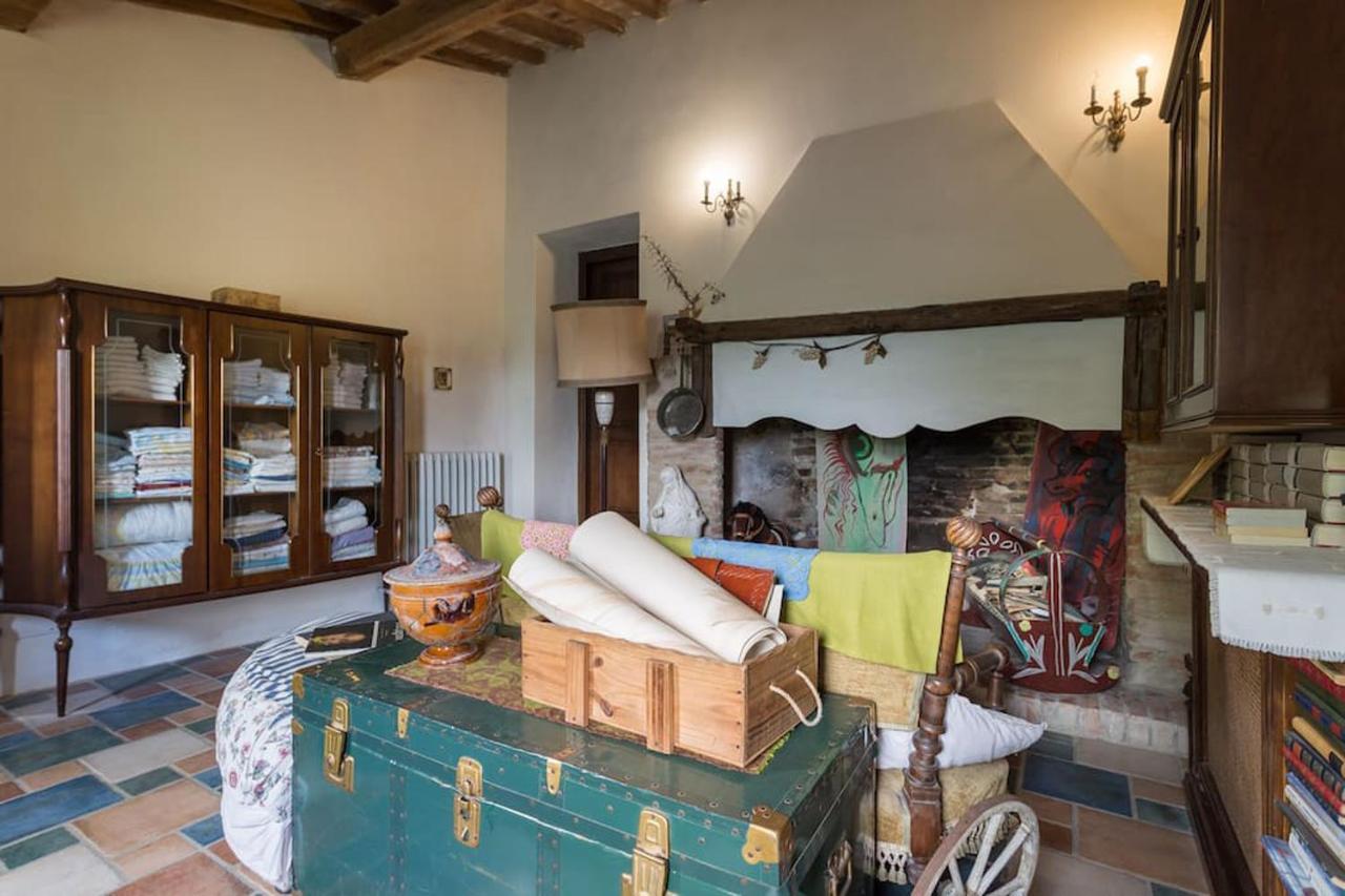 Agriturismo Il Poggio Degli Scoiattoli Perugia Buitenkant foto